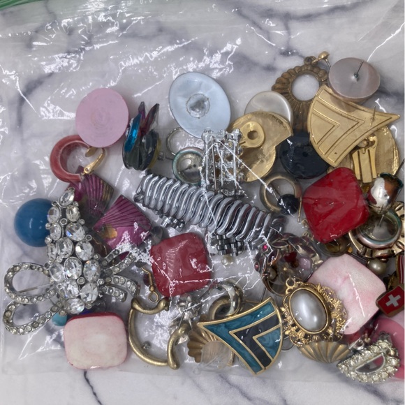 Jewelry Parts for Repair or Repurpose Earrings Rhinestones Etc - Picture 3 of 6